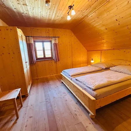 Langegger Alm - Almhuette * Bernbeuren